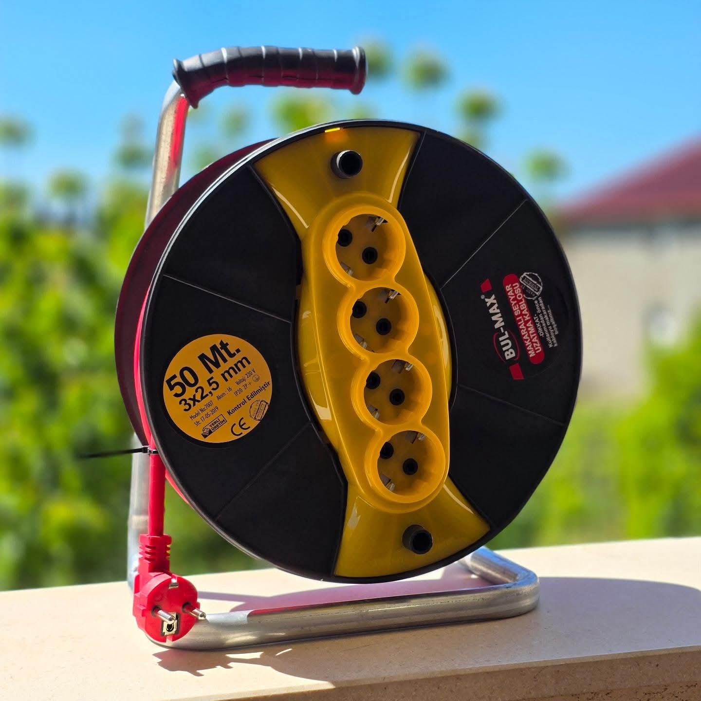 Bul Max produžni kabal na motalici vrhunskog kvaliteta