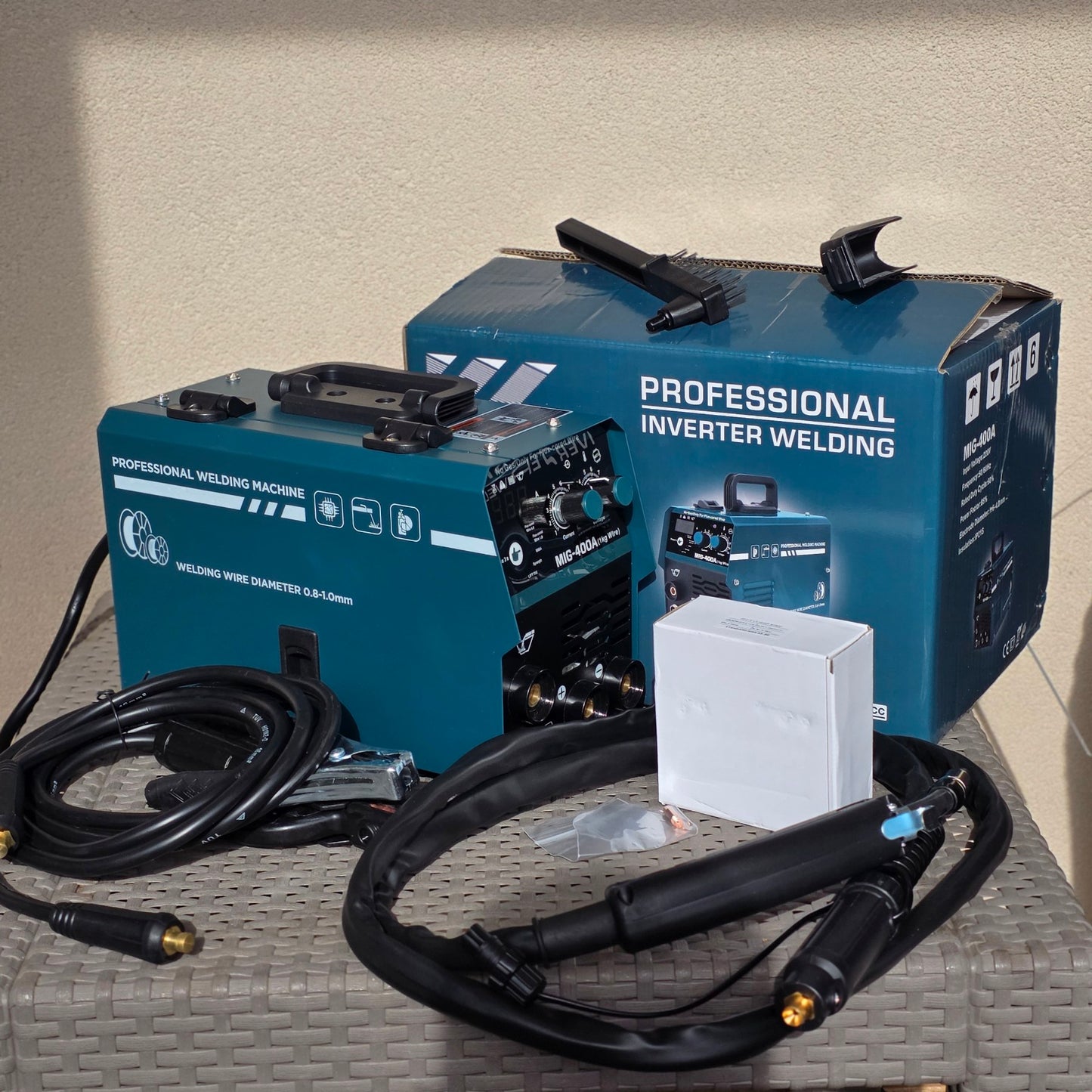 Kombinovani aparat za varenje MIG-400A – CO2 i elektro (MIG/MMA)