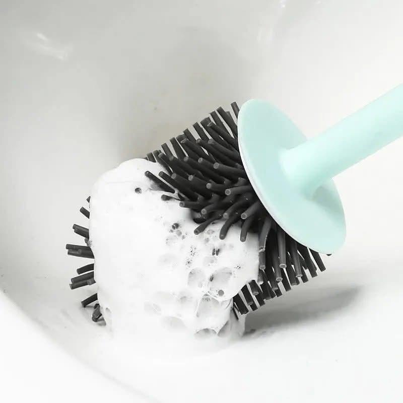 Silikonska četka za WC solju sa odeljkom za sipanje šampona