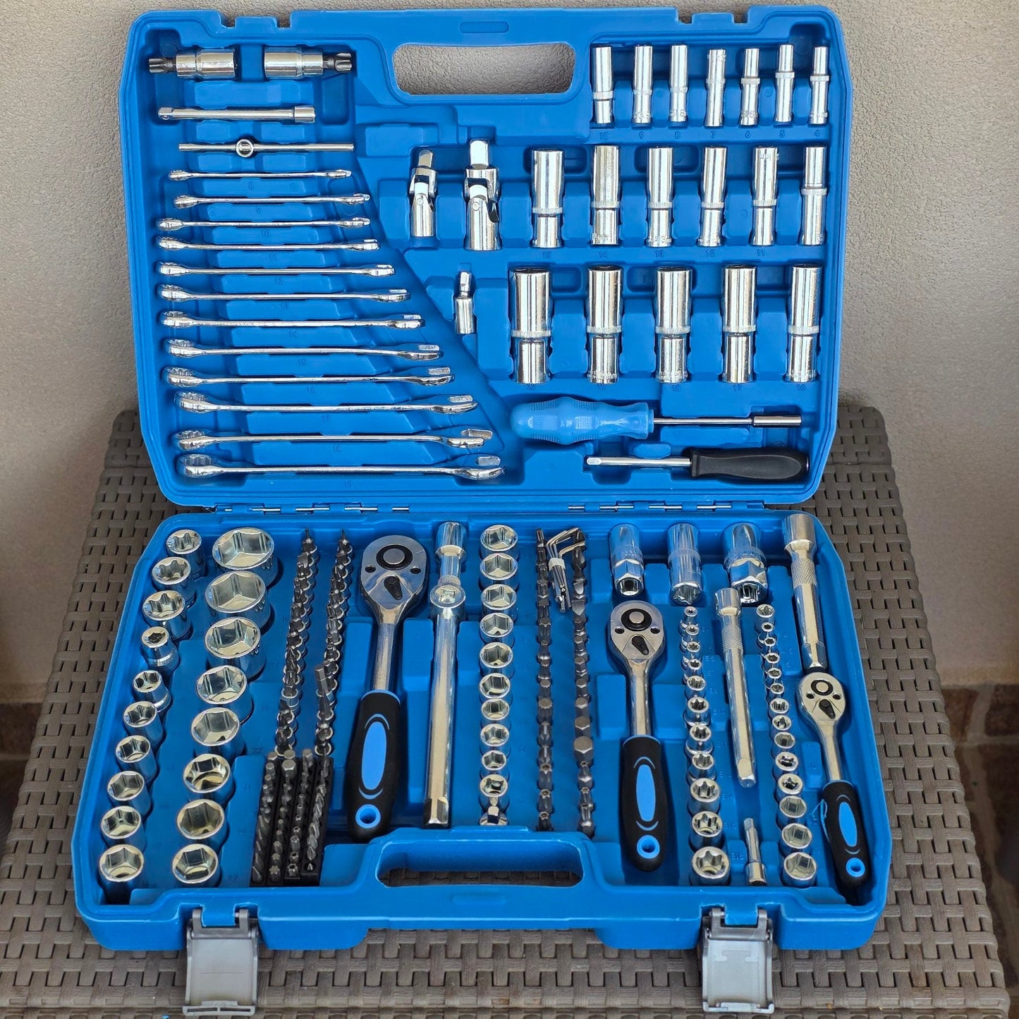 Set gedora sa 216 elemanata