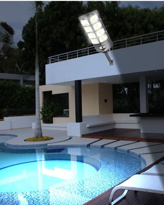 Solarni reflektor 1600W