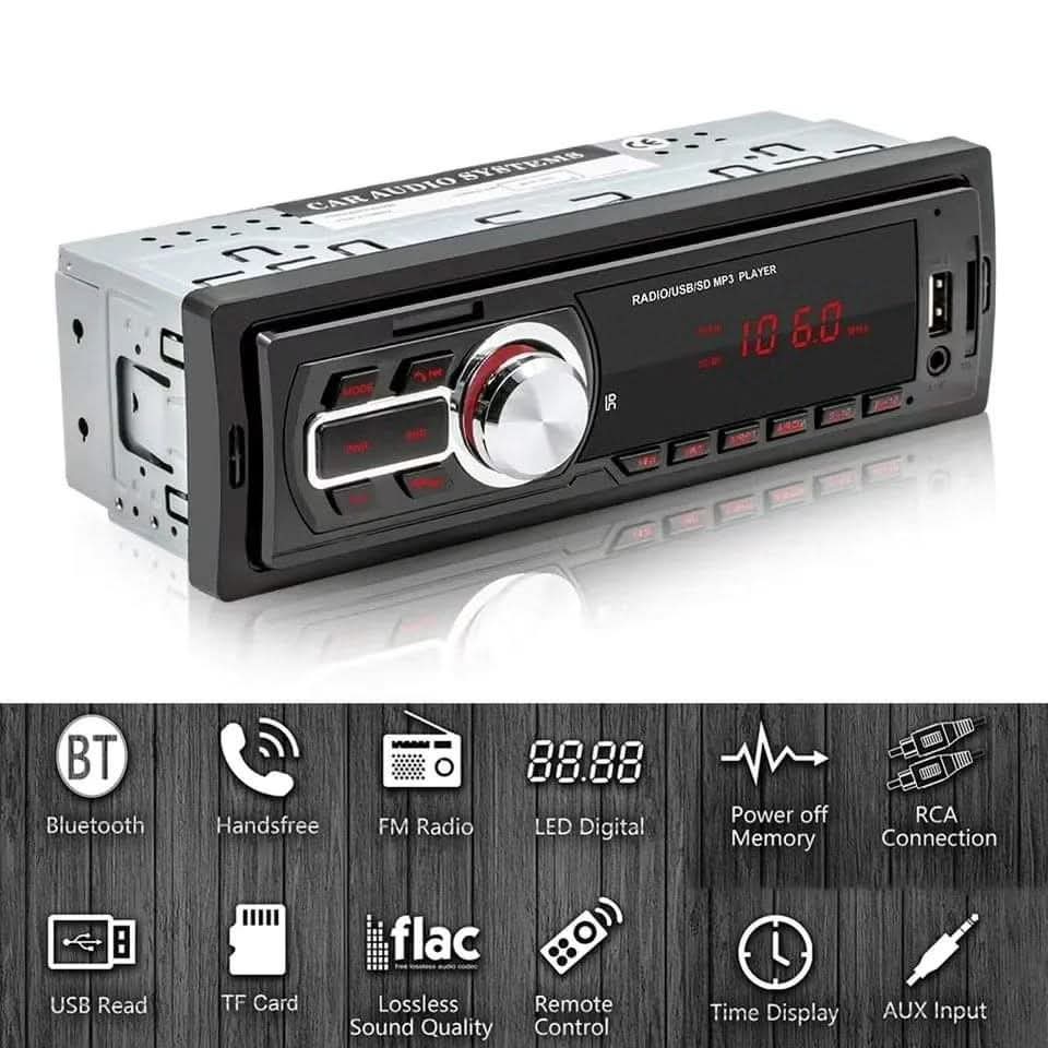Auto radio sa daljinskim upravljacem