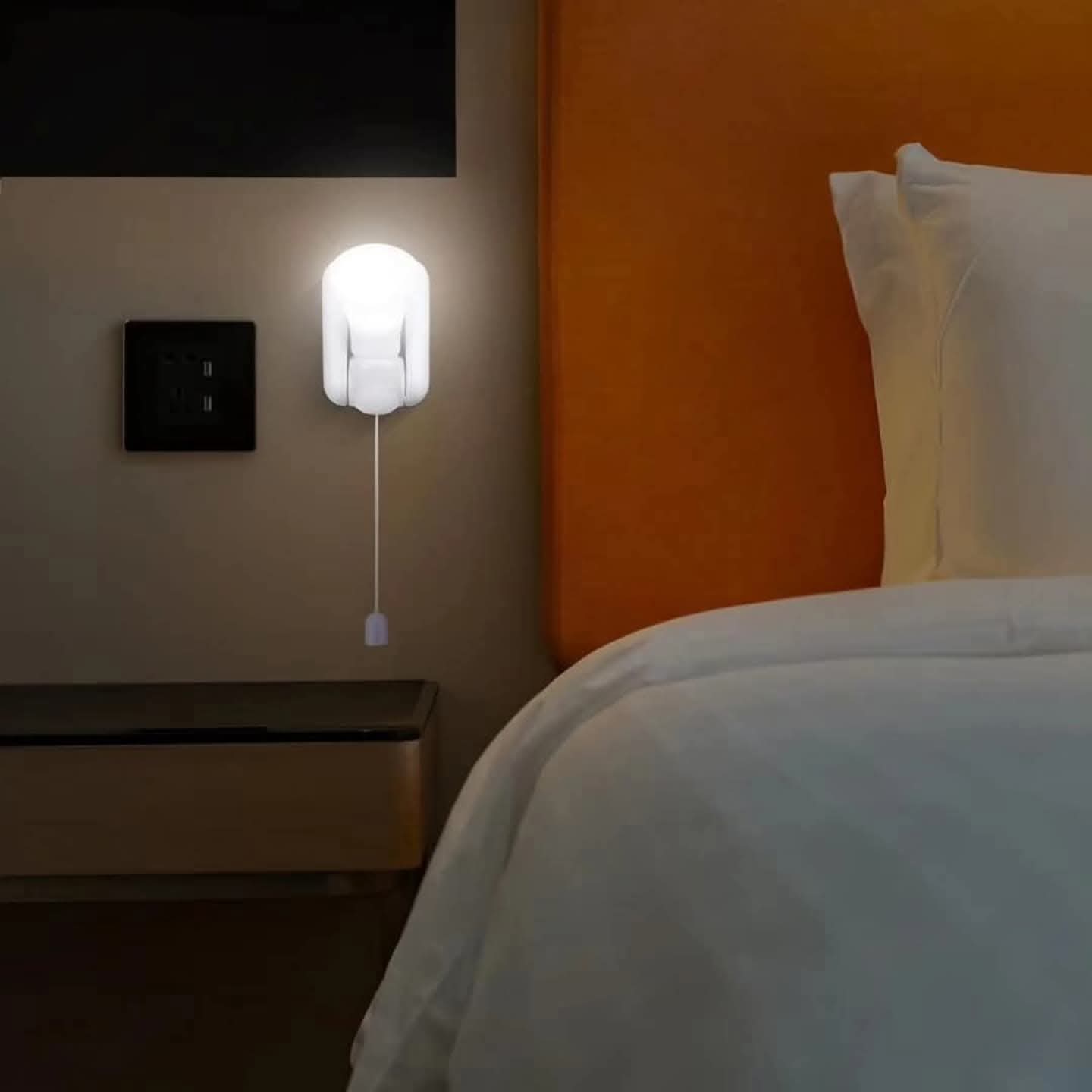 NOĆNA LED LAMPA SA LANČIĆEM